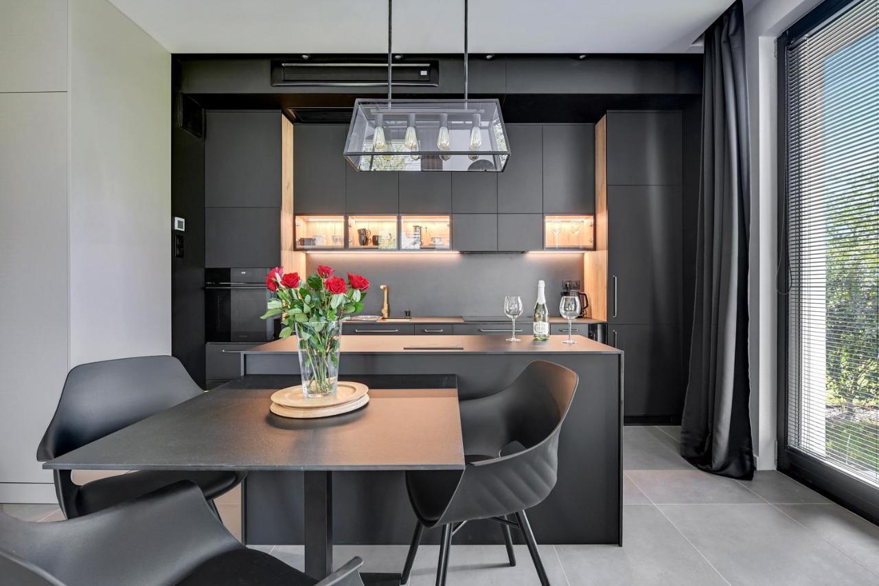 Botanica Premium Apartments Гданск Екстериор снимка